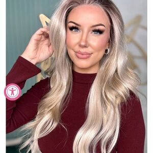 Cami Oatmilk Blonde CSC BNWLT Standard size - Chelsey Smith Crowns